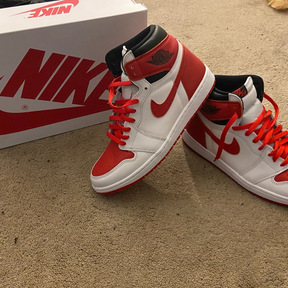 BRAND NEW Jordan 1 “Heritage”